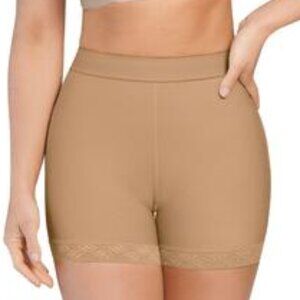 Leonisa Women's Mid-Rise Sculpting Butt Lifter Shaper Shorts 012983